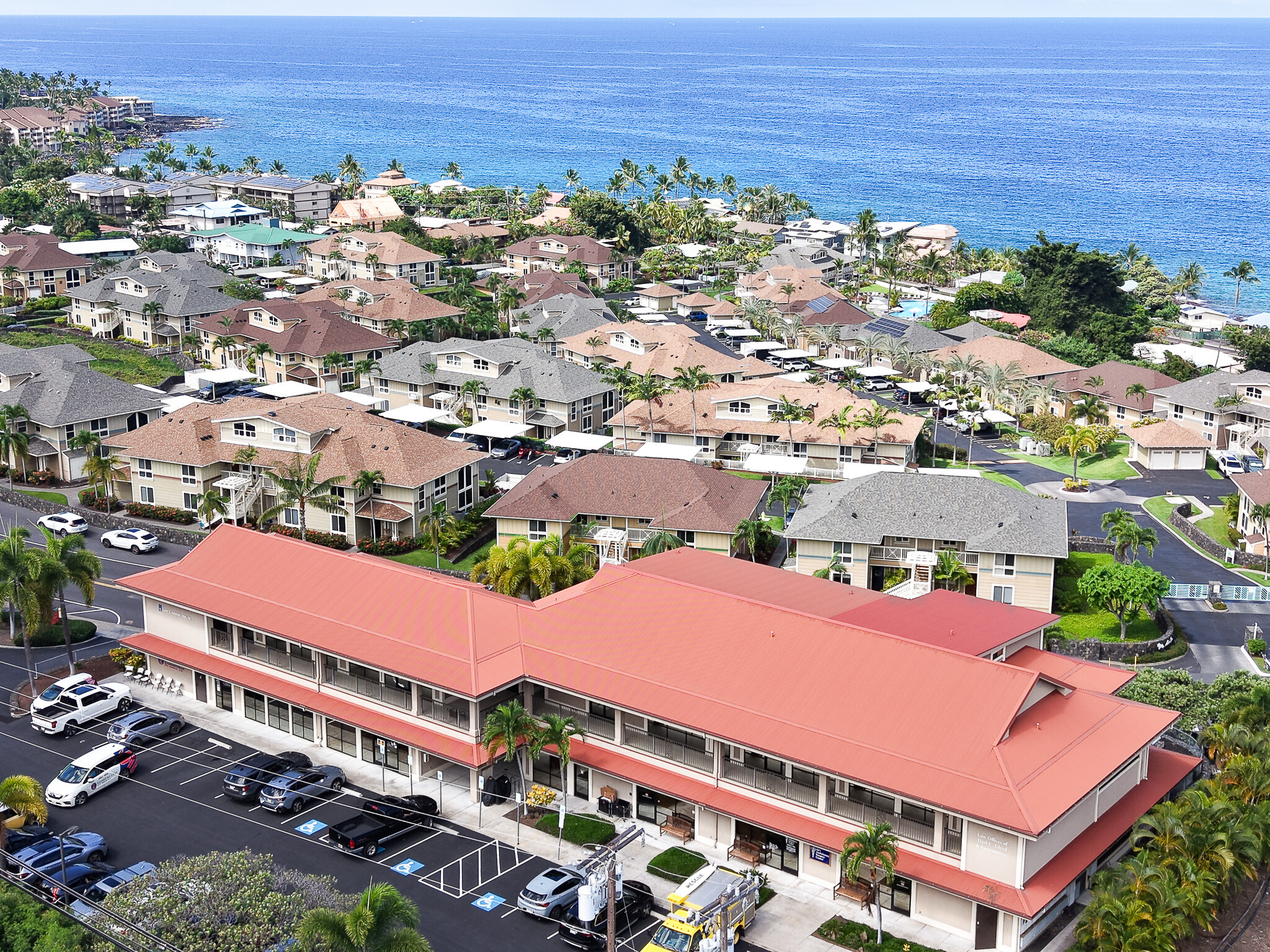 75-5905 Walua Rd, Kailua Kona, HI for lease Building Photo- Image 1 of 9