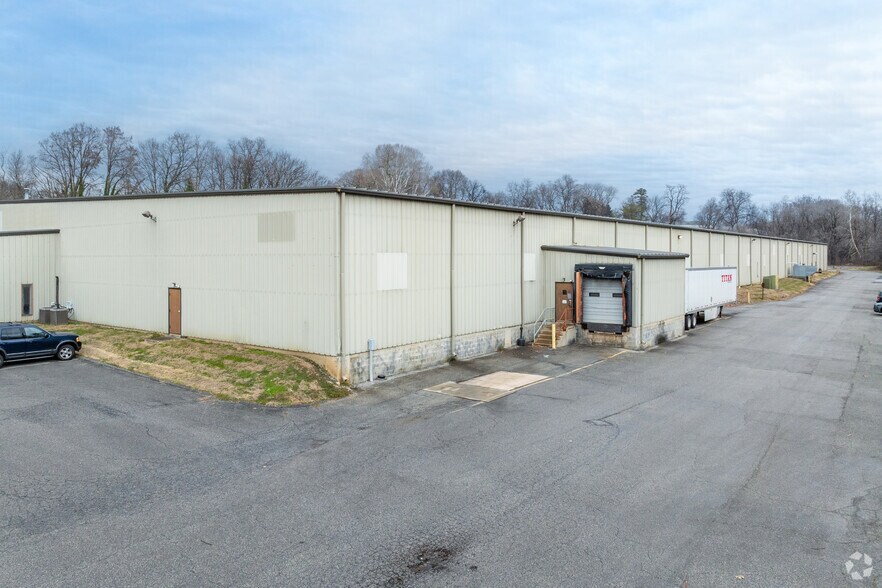 525 Mill St, Columbia, PA à vendre - Photo du bâtiment - Image 2 de 4