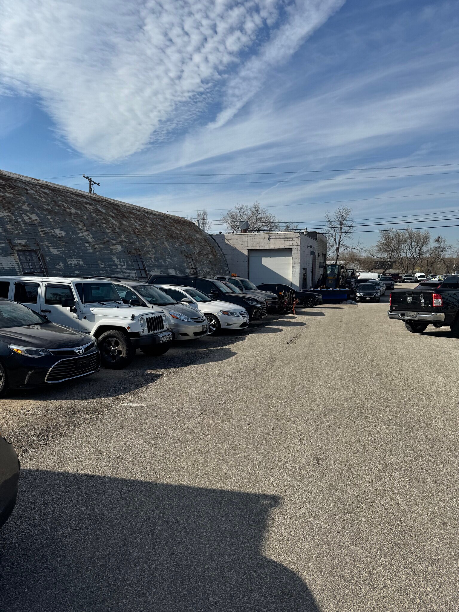 1350 Ellis St, Waukesha, WI à vendre Photo du bâtiment- Image 1 de 28