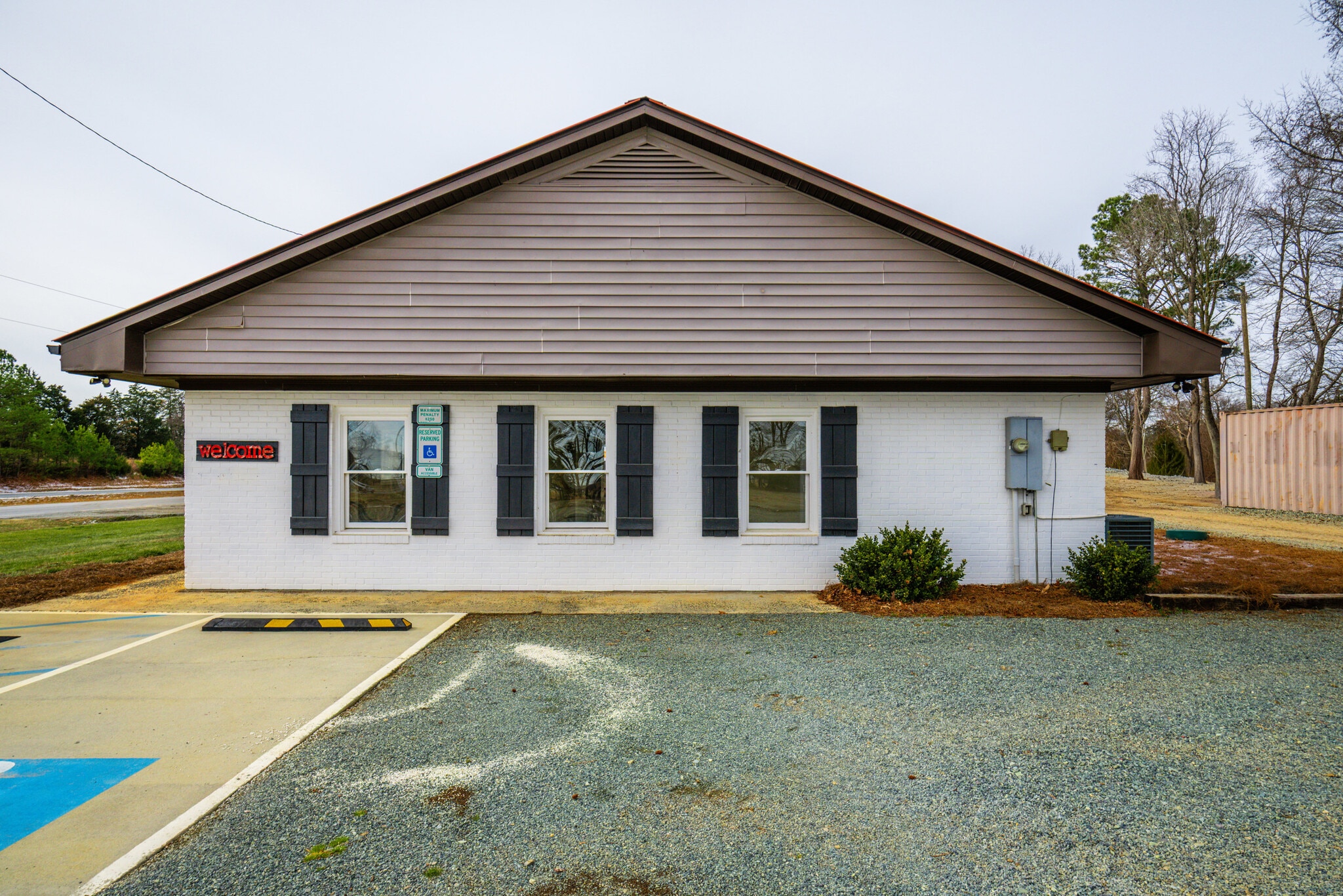 7688 US 64 Hwy, Pittsboro, NC for sale Primary Photo- Image 1 of 39