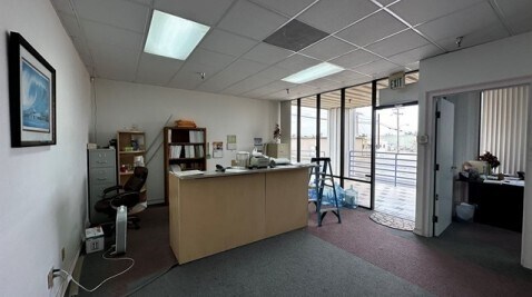 17012 Roper St, Mojave, CA à louer - Photo intérieure - Image 2 de 6