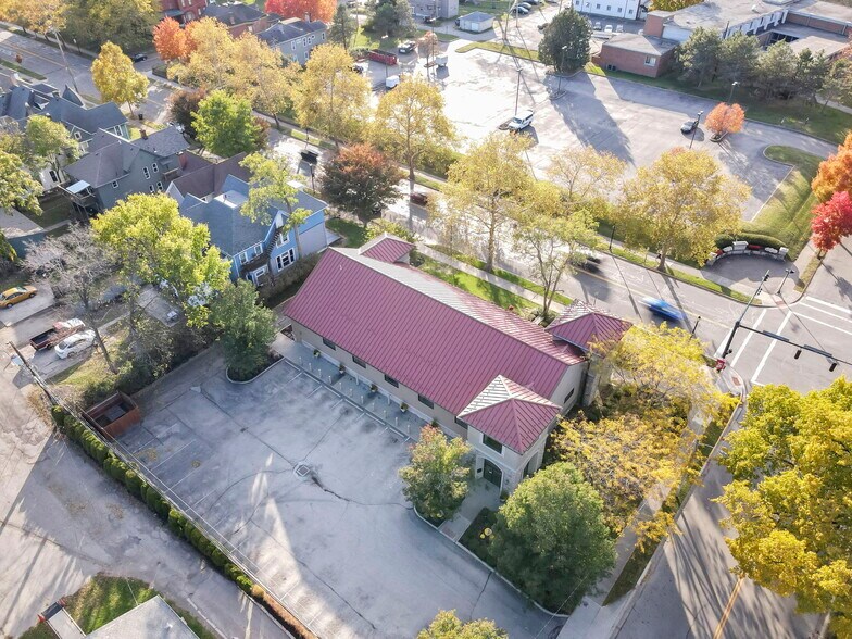 640 N Fountain Ave, Springfield, OH à vendre - Photo du bâtiment - Image 3 de 12