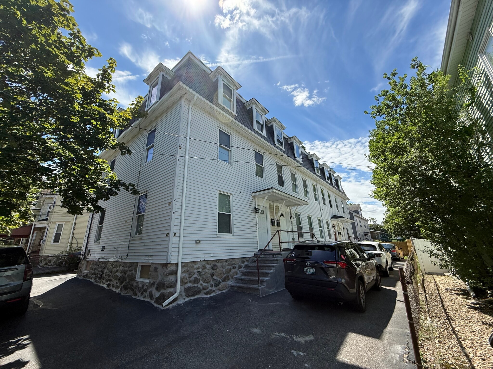 81 Alder St, Waltham, MA à vendre Photo principale- Image 1 de 6