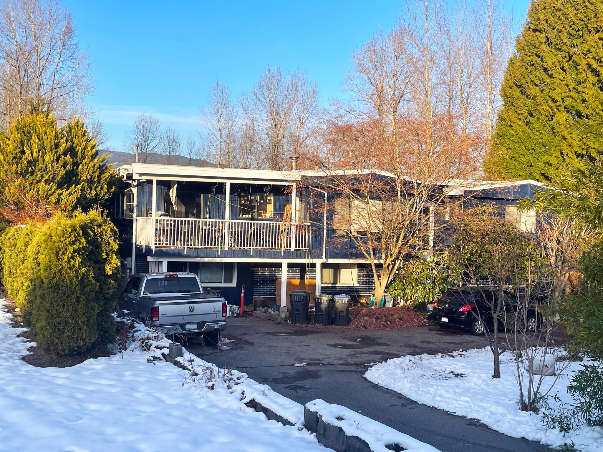 1131 Dominion Av, Port Coquitlam, BC for sale Primary Photo- Image 1 of 1