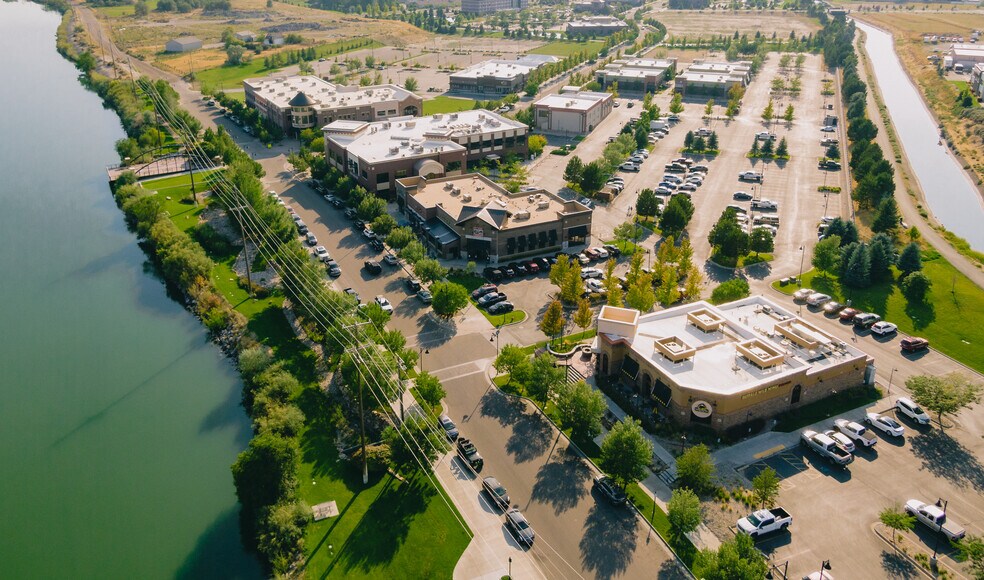 Sunnyside Dr, Idaho Falls, ID à louer - Aérien - Image 1 de 3