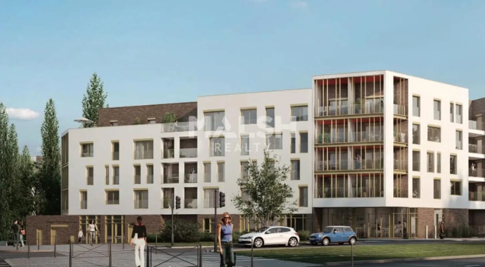 Retail in Bron for sale - Building Photo - Image 2 of 6