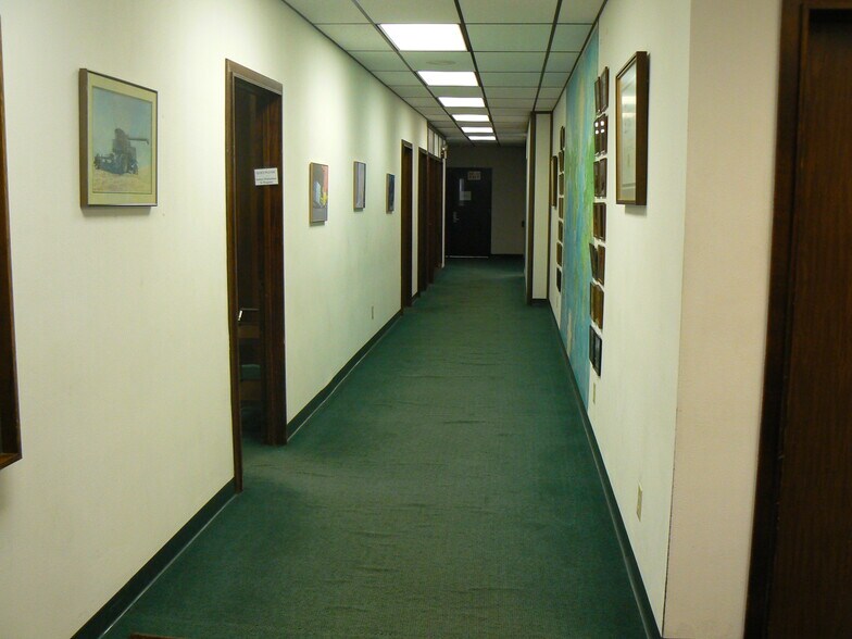 2425 E Magnesium Rd, Spokane, WA à louer - Photo intérieure - Image 3 de 3