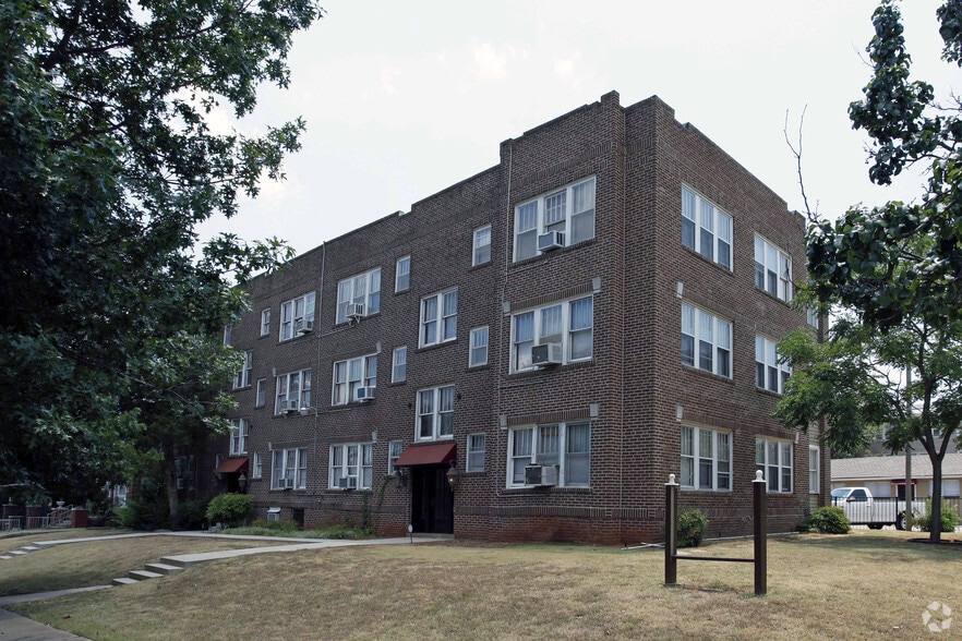 130 NW 17th St, Oklahoma City, OK for sale - Building Photo - Image 2 of 10