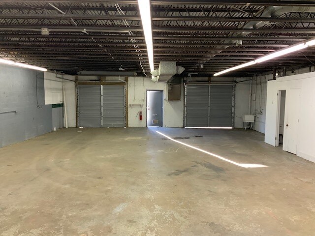 1633-1639 E Ayre St, Newport, DE à louer - Photo intérieure - Image 3 de 5