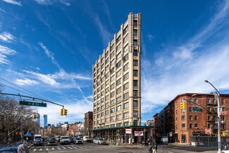 Plus de détails pour 333-339 Avenue of the Americas, New York, NY - Commerce de détail à louer