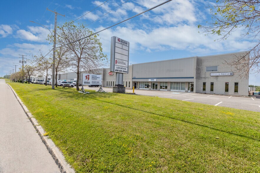 3240 Av Watt, Québec, QC à louer - Photo du bâtiment - Image 2 de 5