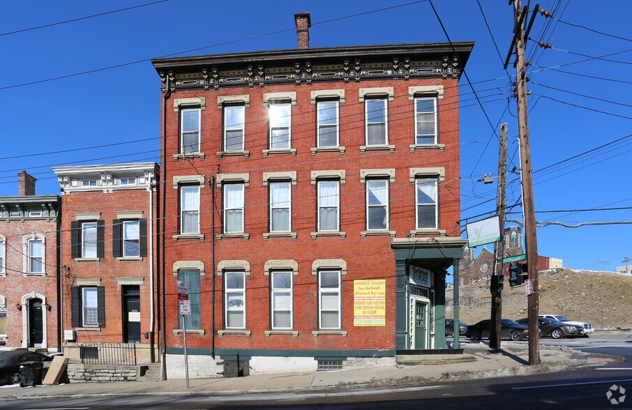 1 W McMillan St, Cincinnati, OH à vendre - Photo du bâtiment - Image 3 de 4