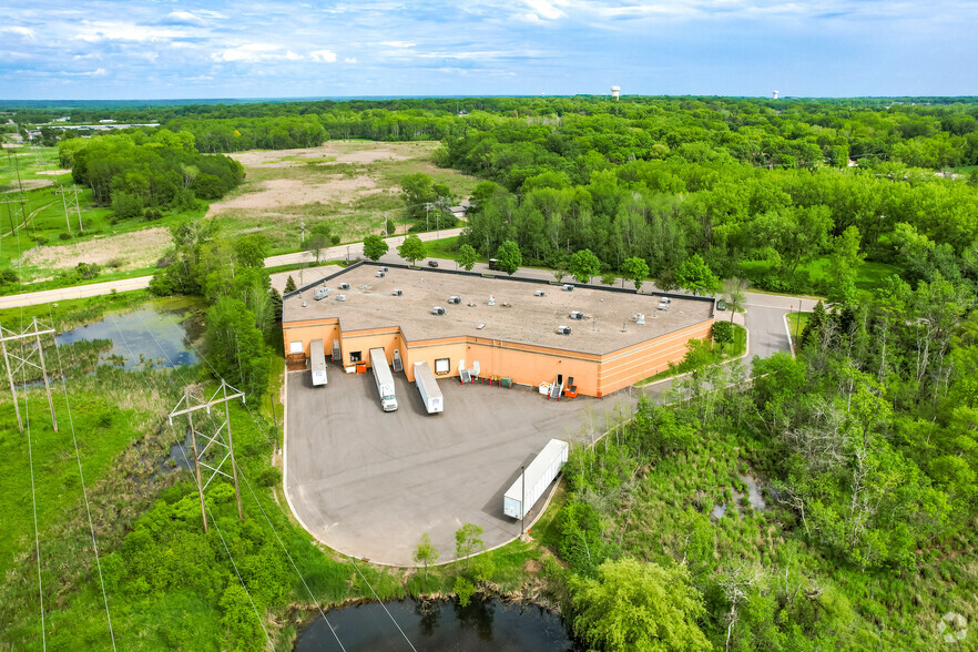 3220 Granada Ave N, Oakdale, MN for lease - Aerial - Image 2 of 7