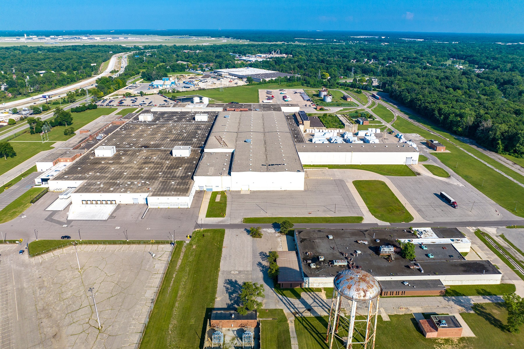 38481 W Huron River Dr, Romulus, MI for lease Building Photo- Image 1 of 5