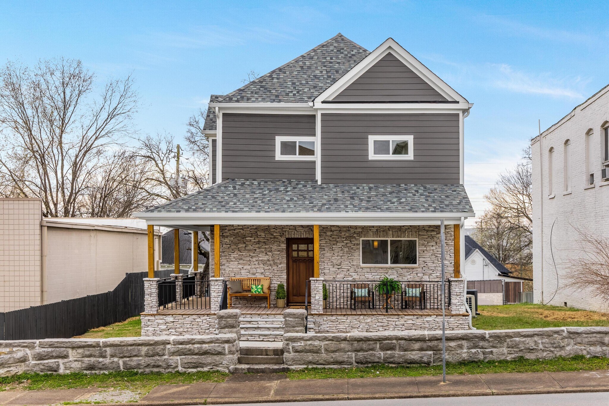 2004 Mccallie Ave, Chattanooga, TN for sale Building Photo- Image 1 of 30