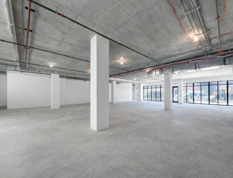 2255 Nostrand Ave, Brooklyn, NY à louer - Photo du bâtiment - Image 3 de 3