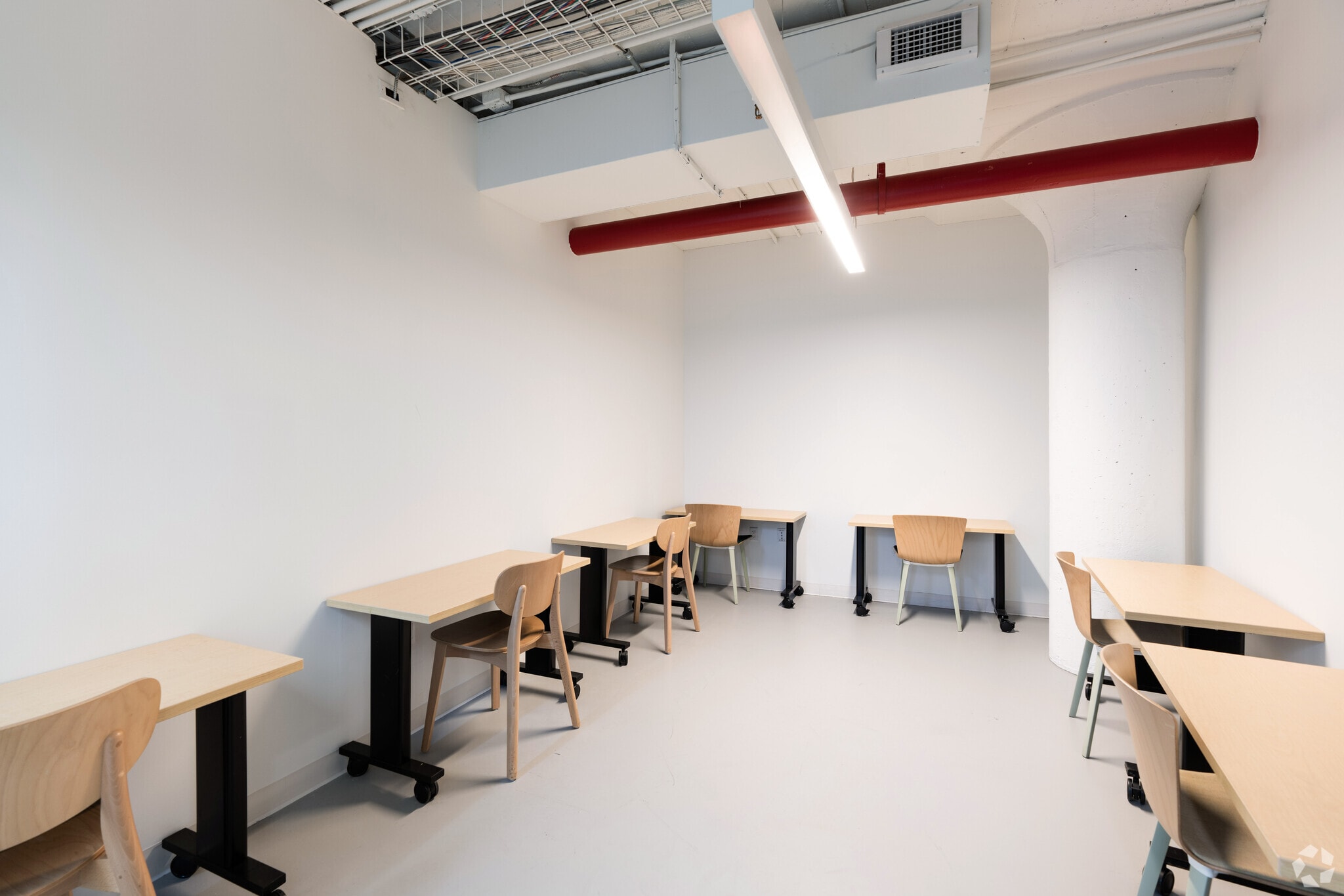 31-00 47th Ave, Long Island City, NY for lease Building Photo- Image 1 of 1