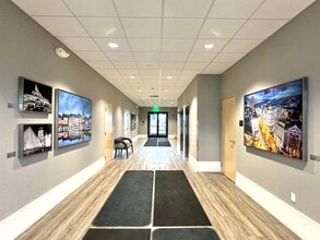 9410 Calumet Ave, Munster, IN à louer Photo intérieure- Image 2 de 9