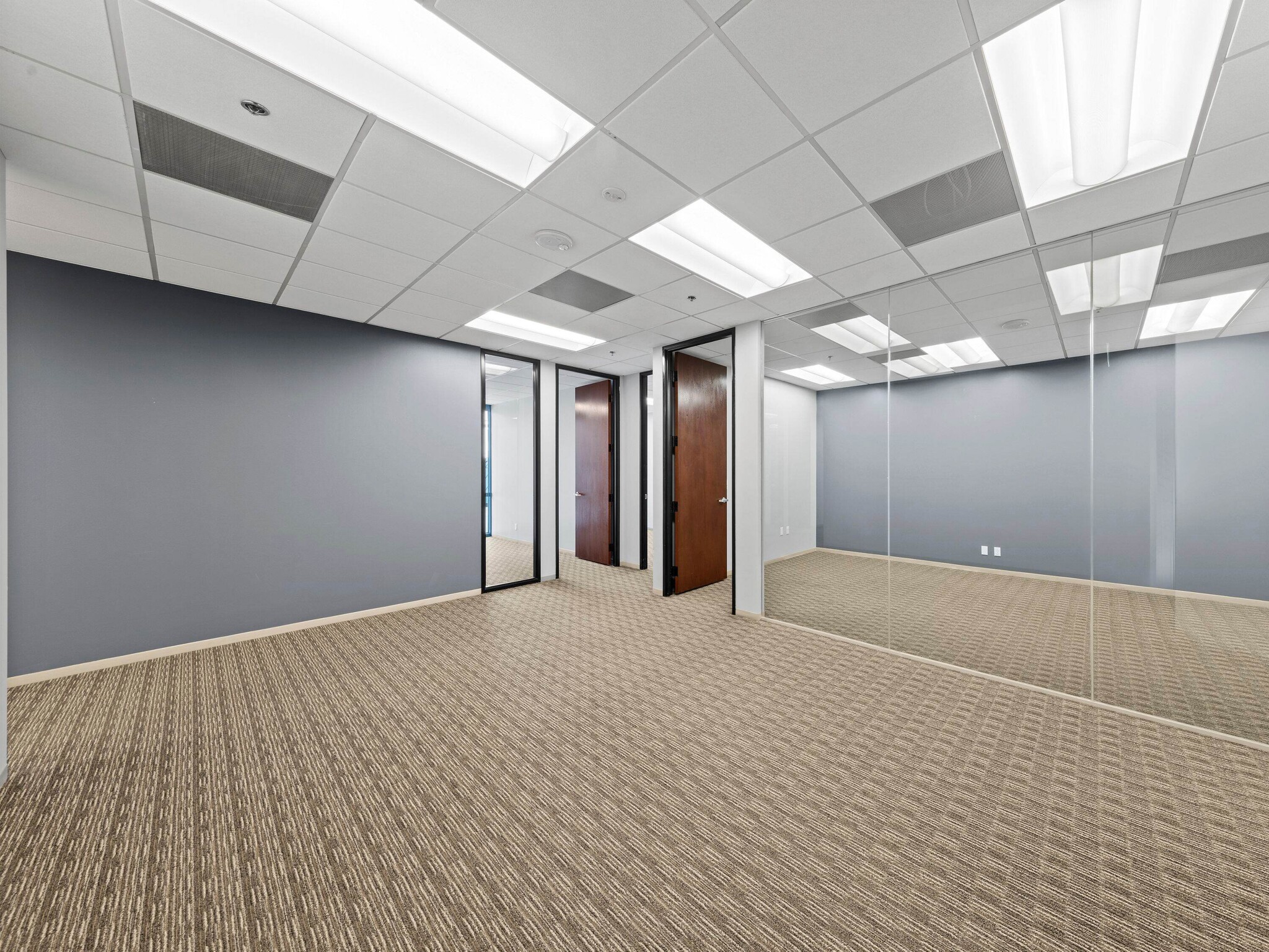 501 W Broadway, San Diego, CA for lease Interior Photo- Image 1 of 9