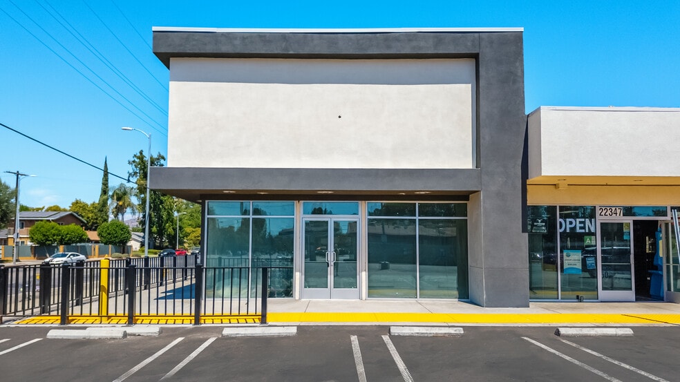 22335-22349 Sherman Way, Canoga Park, CA for lease - Building Photo - Image 2 of 6