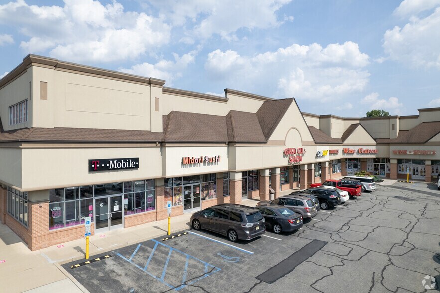 1370-1396 Centennial Ave, Piscataway, NJ à louer - Photo du bâtiment - Image 1 de 16