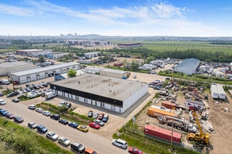Plus de détails pour 14330-14340 140 St NW, Edmonton, AB - Industriel à louer