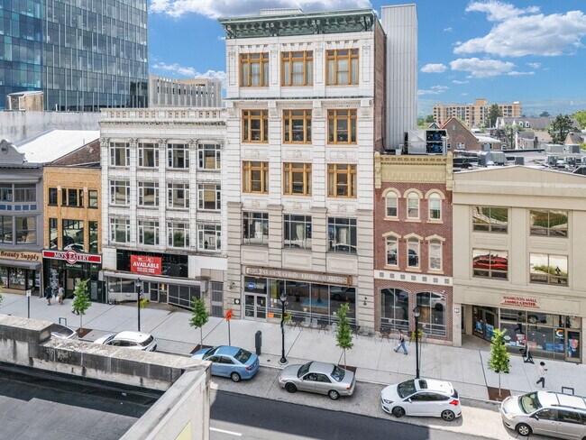 Plus de détails pour 812-814 W Hamilton St, Allentown, PA - Bureau à vendre