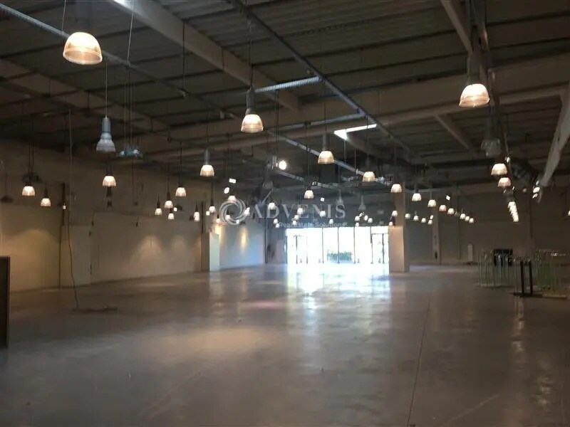 Commerce de détail dans Maurepas à louer Photo intérieure- Image 1 de 8