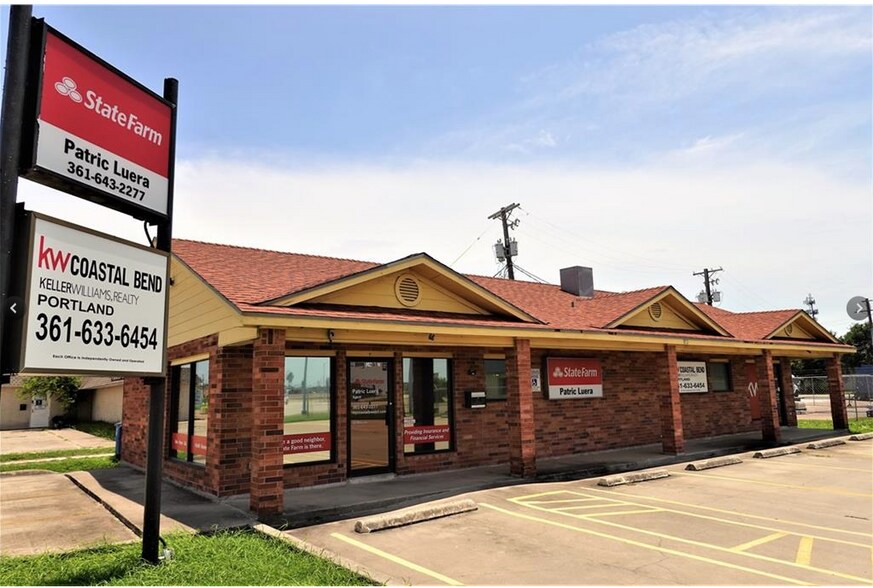 902 US Highway 181, Portland, TX à vendre - Photo du bâtiment - Image 2 de 3