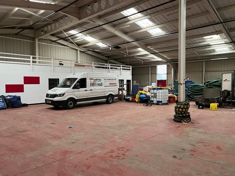 Tweedbank Dr, Galashiels for lease - Building Photo - Image 2 of 4