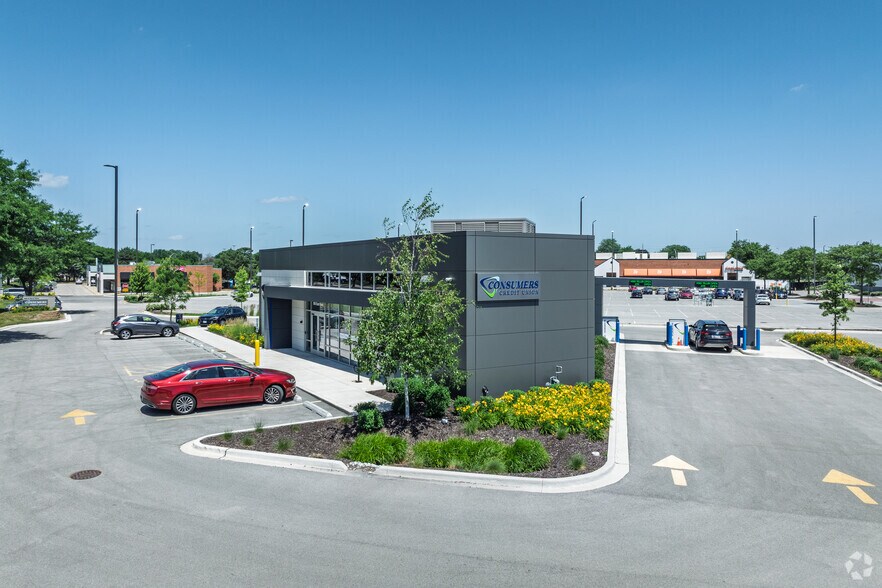 600-836 E Rand Rd, Arlington Heights, IL for lease - Primary Photo - Image 3 of 9