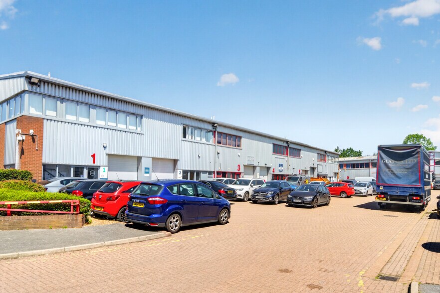 Belvue Rd, Northolt à vendre - Photo du bâtiment - Image 3 de 13