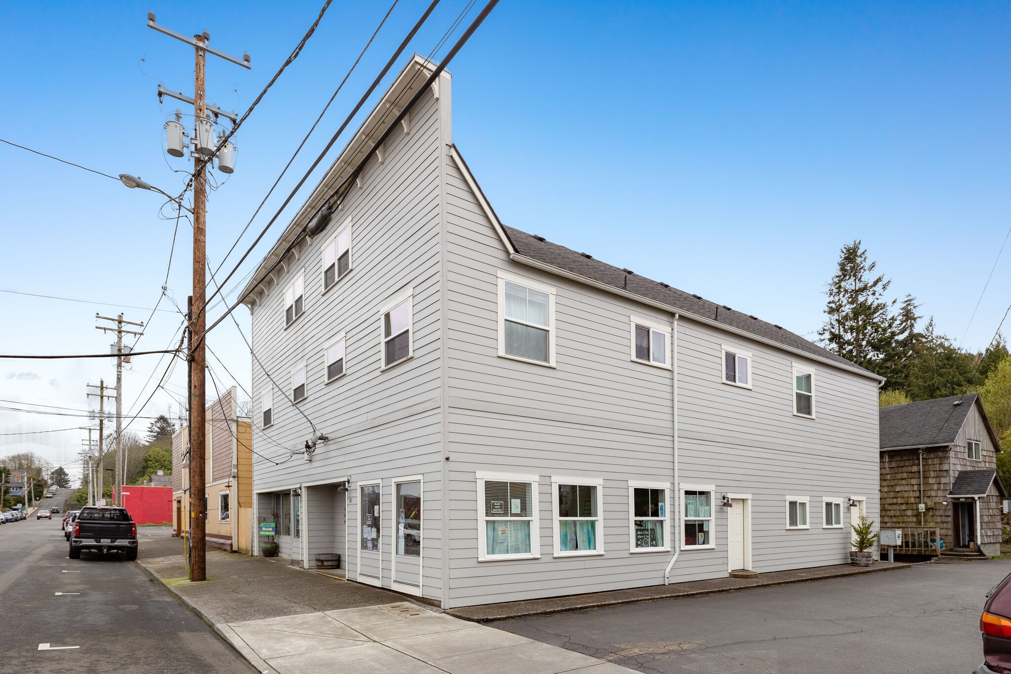 175 W Bond St, Astoria, OR for sale Primary Photo- Image 1 of 59