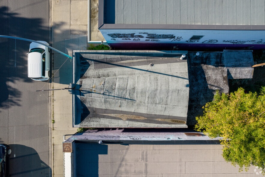 2611 14A St SW, Calgary, AB for sale - Aerial - Image 2 of 3