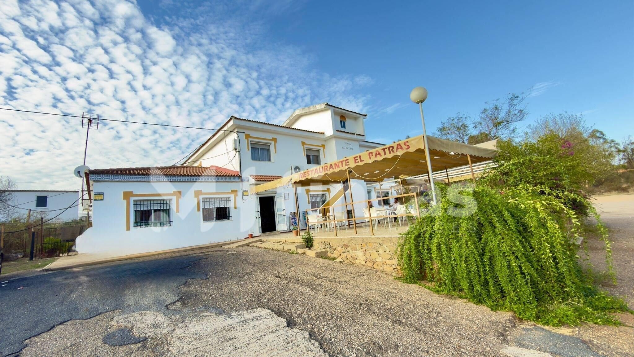 Restaurante con vivienda y suelo agrario portfolio of 2 properties for sale on LoopNet.ca Building Photo- Image 1 of 18