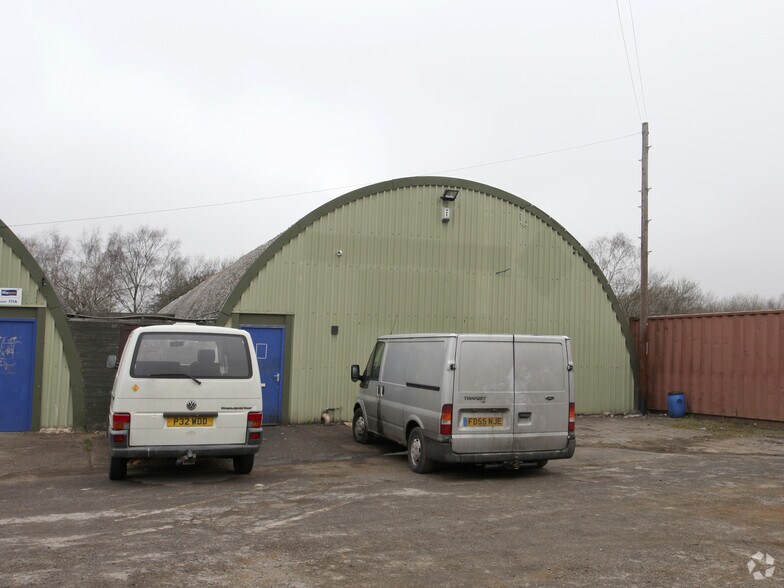 Boughton Industrial Est, Boughton à vendre - Photo du bâtiment - Image 2 de 2