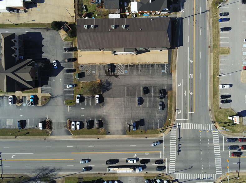 129 N Locust Ave, Lawrenceburg, TN for lease - Aerial - Image 2 of 7