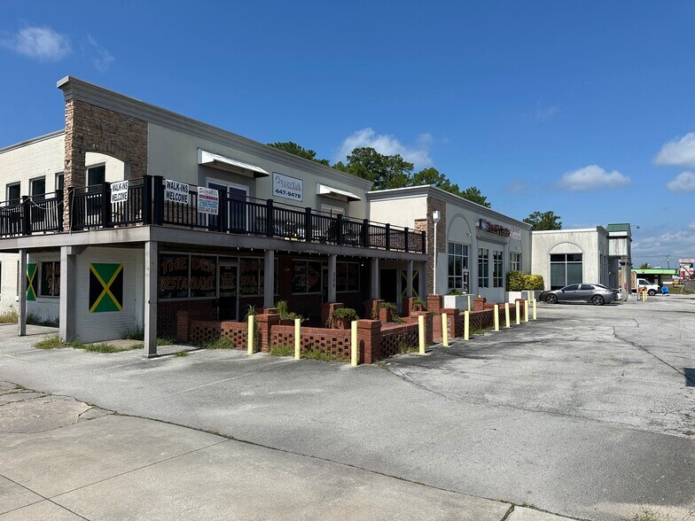 205 W Main St, Havelock, NC à vendre - Photo du bâtiment - Image 2 de 7