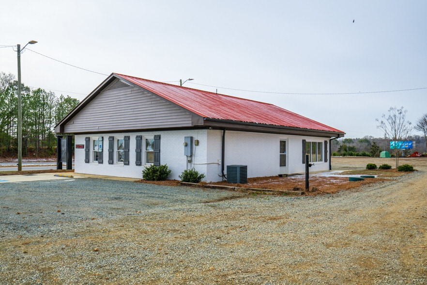 7688 US 64 Hwy, Pittsboro, NC for sale - Building Photo - Image 3 of 38