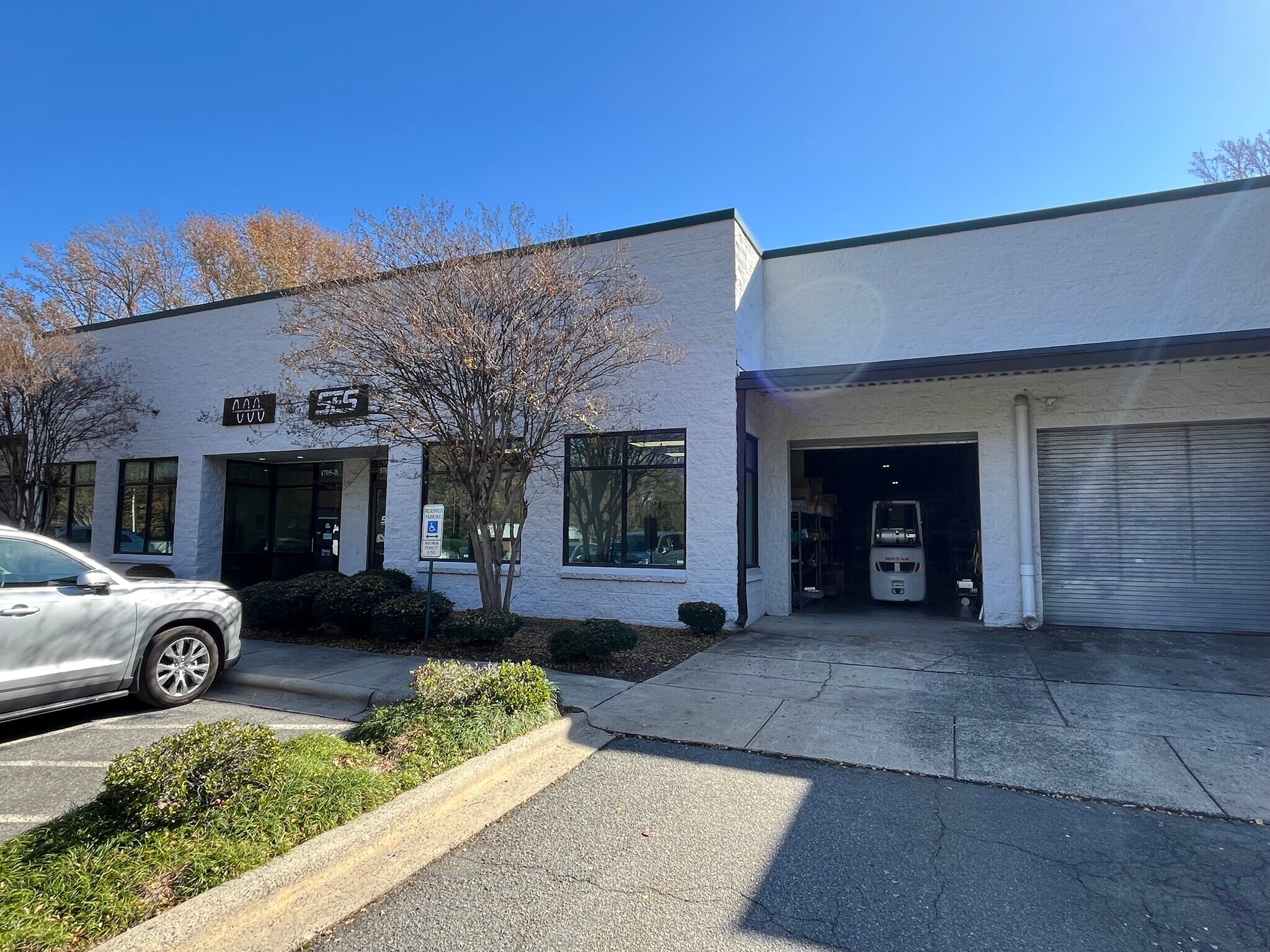 1705 Orr Industrial Ct, Charlotte, NC for lease Interior Photo- Image 1 of 7