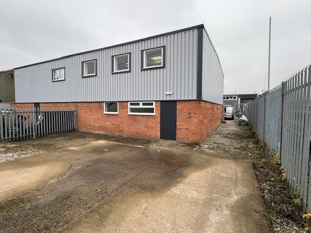 46-52 Kepler, Tamworth for lease - Building Photo - Image 3 of 7