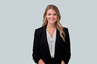 Emi Carson