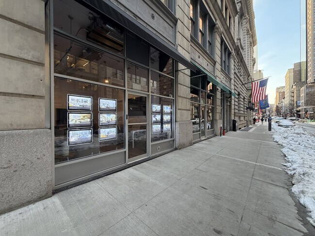 Plus de détails pour 44 W 24th St, New York, NY - Multi-résidentiel à vendre