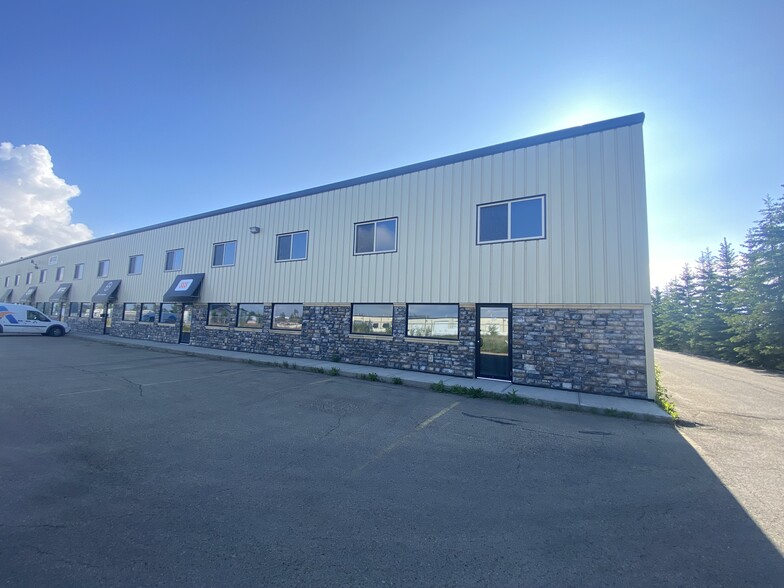 11129 83rd Ave, Fort Saskatchewan, AB for lease - Building Photo - Image 1 of 8