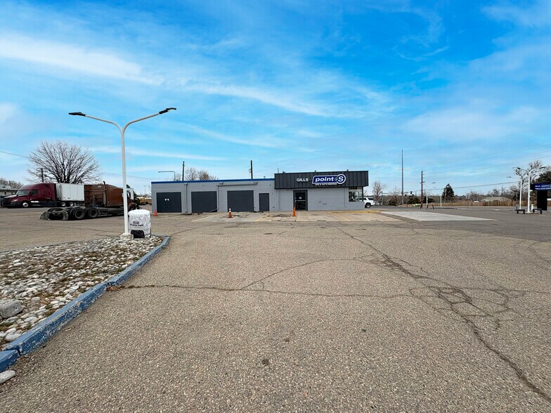 8001 Washington St, Thornton, CO à vendre - Photo du bâtiment - Image 2 de 5