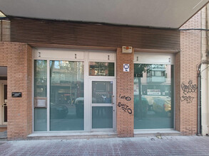 Office/Retail in L'hospitalet De Llobregat, BAR for lease Building Photo- Image 1 of 10