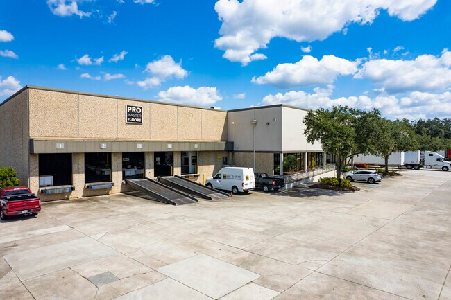 More details for 8314-8326 E Adamo Dr, Tampa, FL - Industrial for Lease
