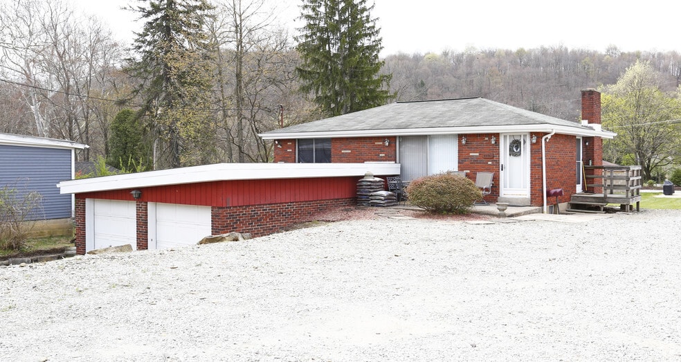 4093 Charles St, Murrysville, PA for lease - Primary Photo - Image 1 of 3