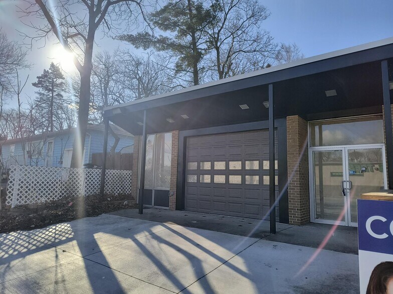 4725 Central Ave, Lake Station, IN à louer - Photo du bâtiment - Image 3 de 11