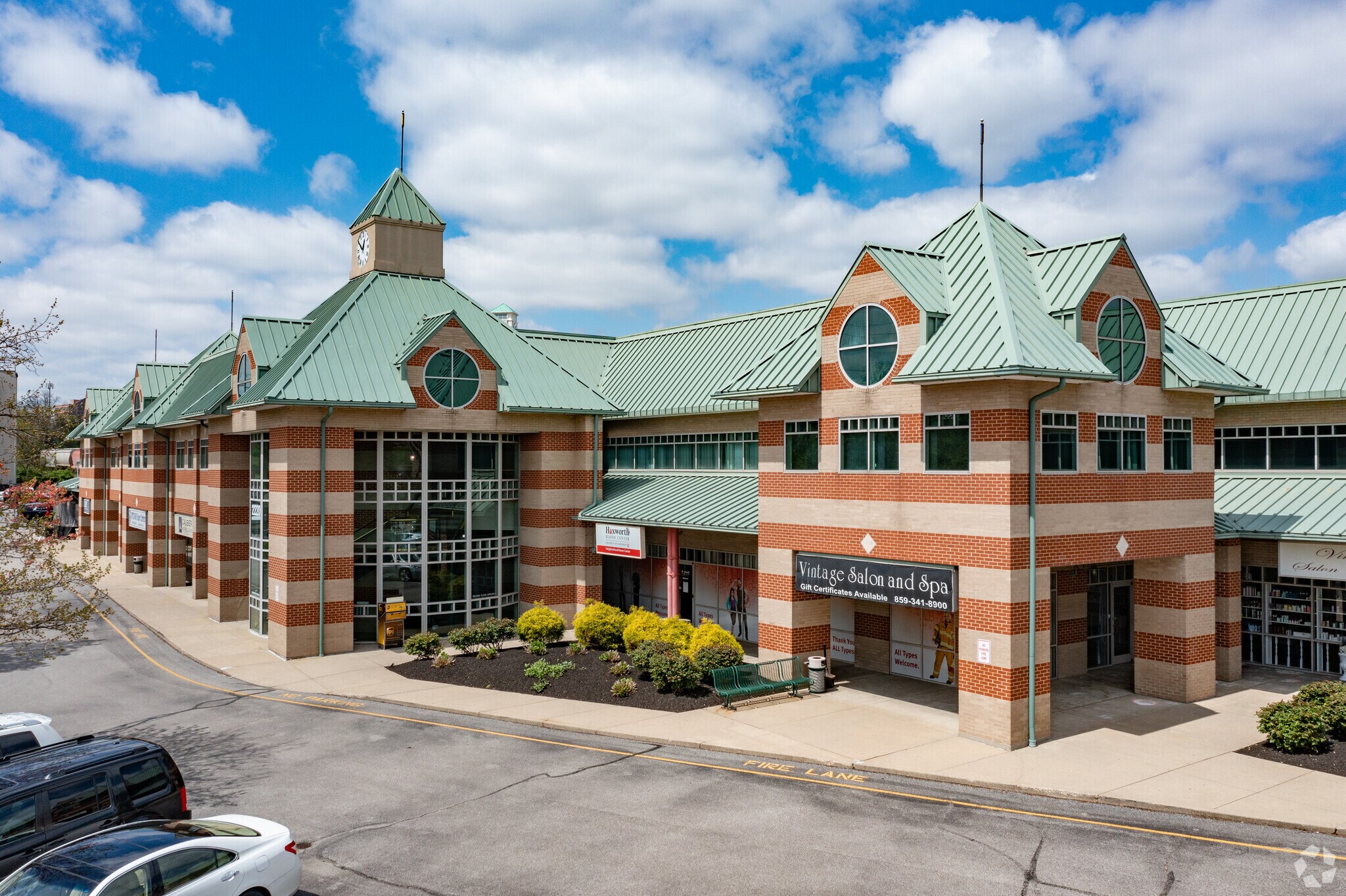 2220 Grandview Dr, Fort Mitchell, KY à vendre Photo principale- Image 1 de 1